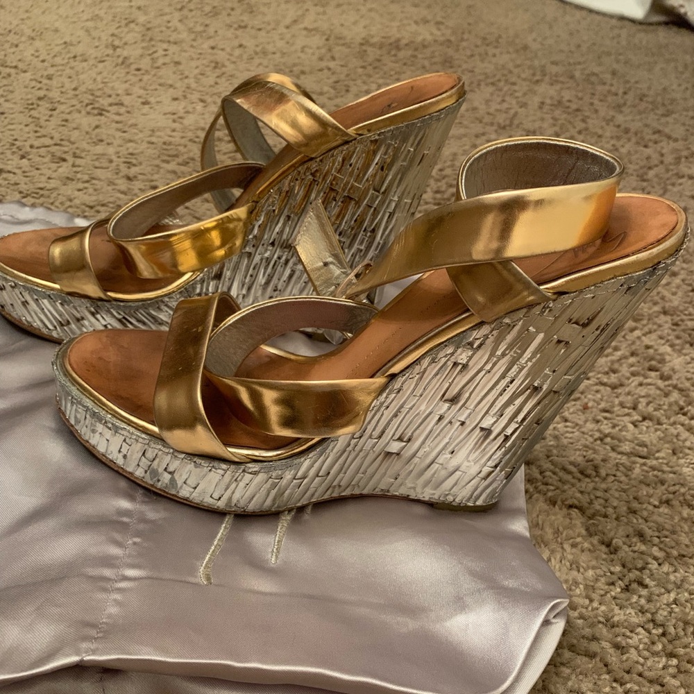 Giuseppe Zanotti Sz 38 Gold & Silver Wedges!